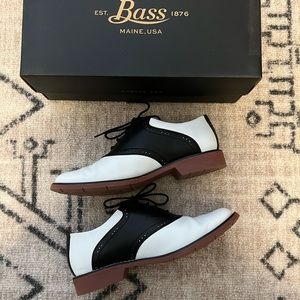 G.H. Bass & Co. Saddle Oxfords